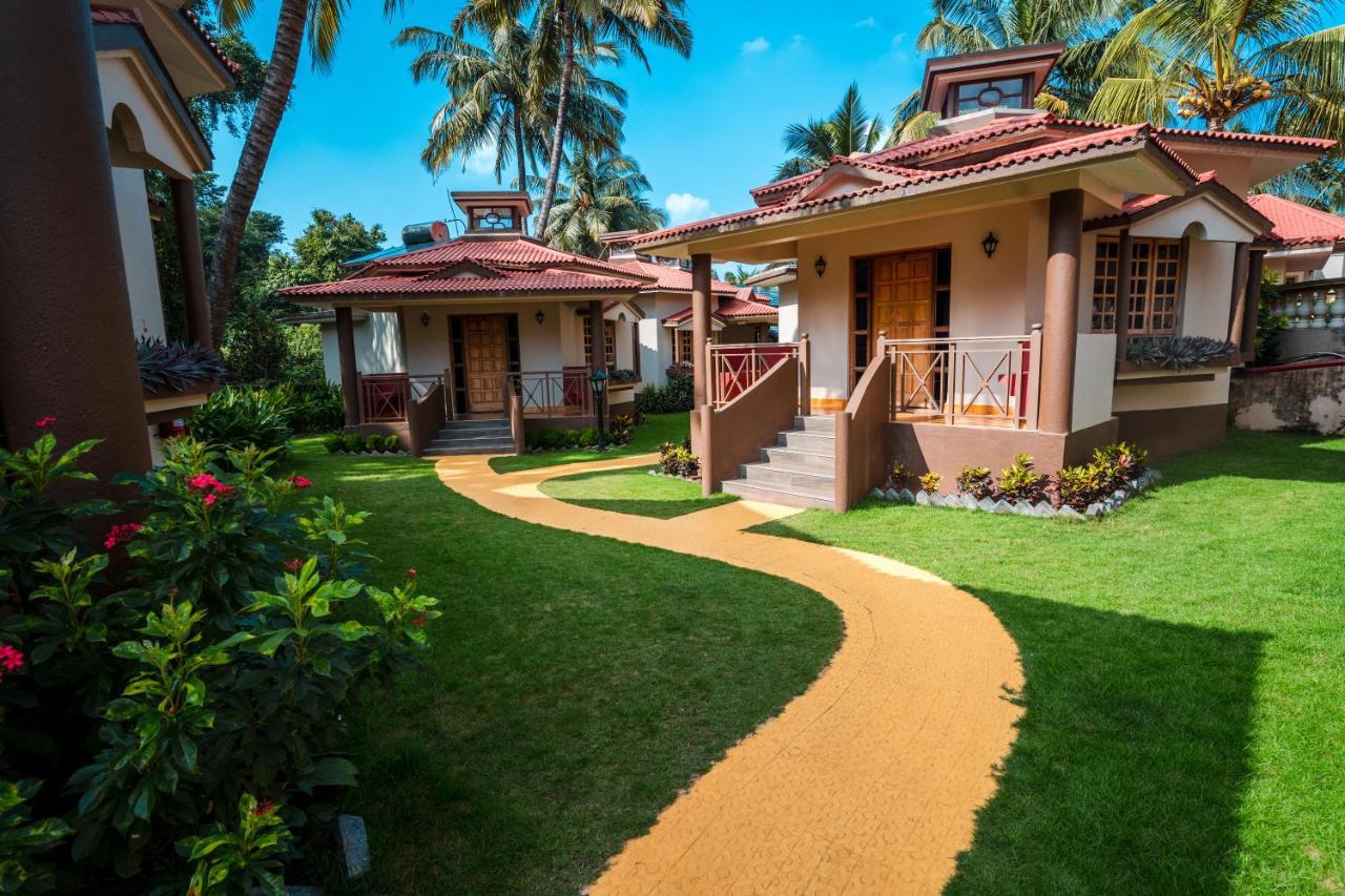 Leoney Goa Resort